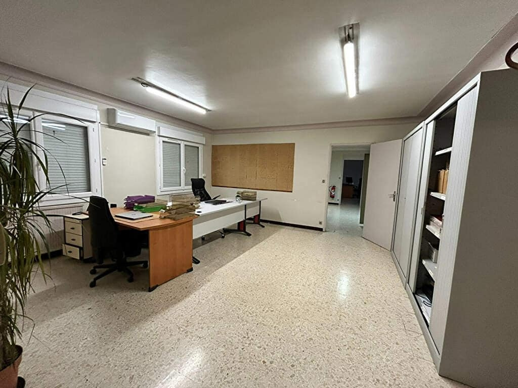 
                                                Location
                                                 À Louer – Bâtiment Agroalimentaire de 2 450 m² à L'Isle-sur-la-Sorgue –  Vaucluse (84)