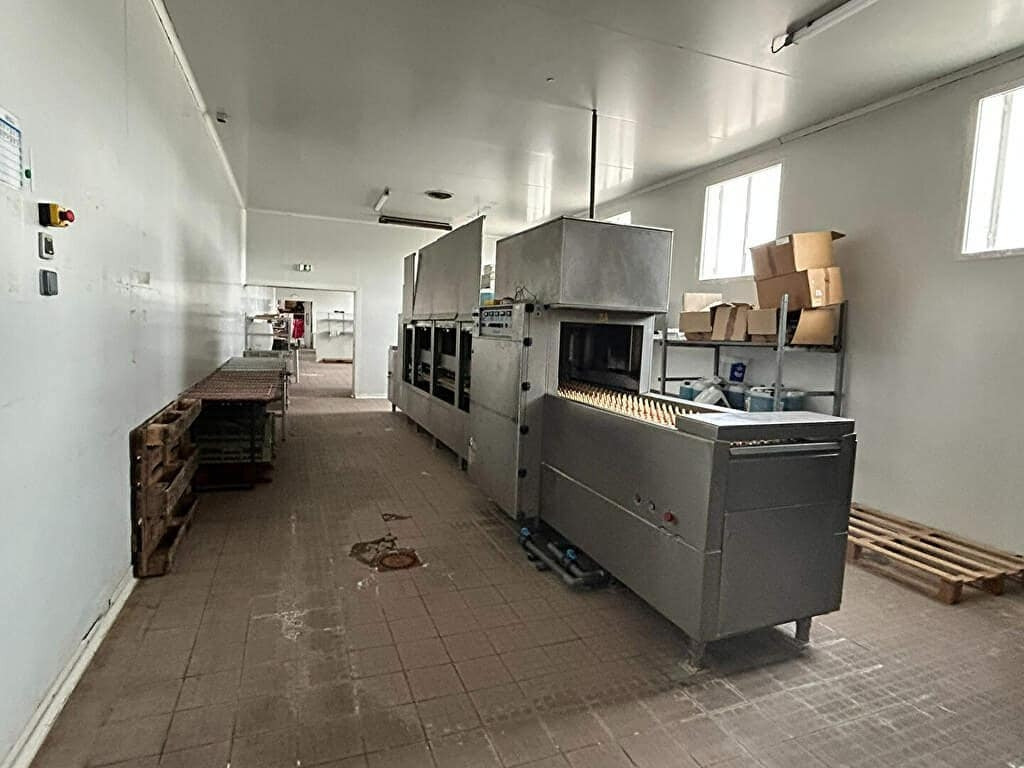 
                                                Location
                                                 À Louer – Bâtiment Agroalimentaire de 2 450 m² à L'Isle-sur-la-Sorgue –  Vaucluse (84)