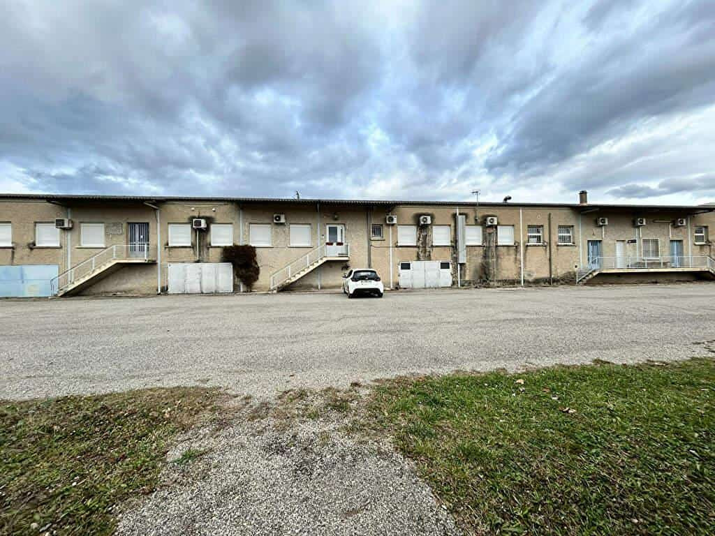
                                                Location
                                                 À Louer – Bâtiment Agroalimentaire de 2 450 m² à L'Isle-sur-la-Sorgue –  Vaucluse (84)