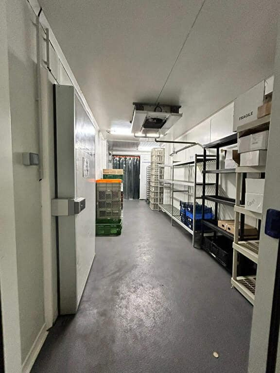 
                                                Location
                                                 À Louer – Bâtiment Agroalimentaire de 2 450 m² à L'Isle-sur-la-Sorgue –  Vaucluse (84)