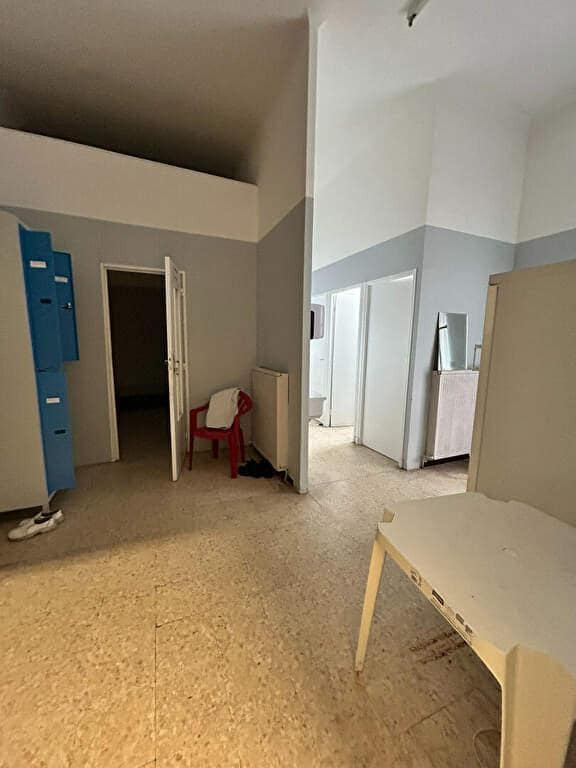 
                                                Location
                                                 À Louer – Bâtiment Agroalimentaire de 2 450 m² à L'Isle-sur-la-Sorgue –  Vaucluse (84)