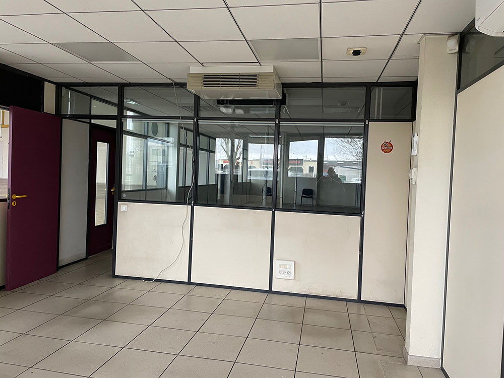 
                                                Location
                                                 À louer – Bâtiment Industriel de 5 000 m² – Zone Marcel Doret, Calais (62)