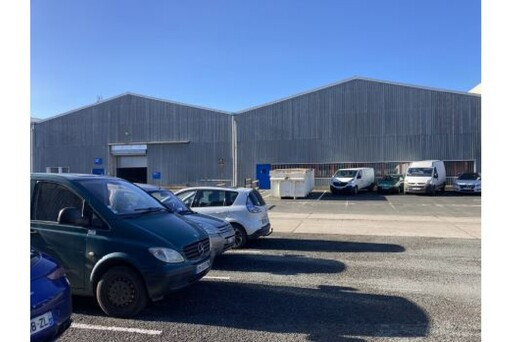 
                                                Location
                                                 À louer – Bâtiment Industriel de 6 248 m² à Diors – Indre (36)