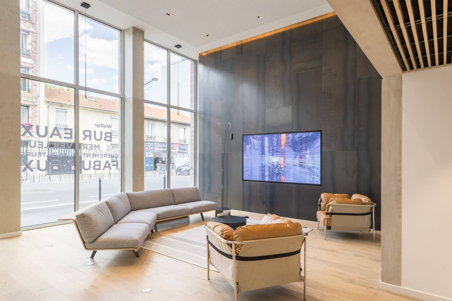 
                                                Location
                                                 À louer – Bâtiment Yuri – 1 341 m² de bureaux divisibles à Ivry-sur-Seine