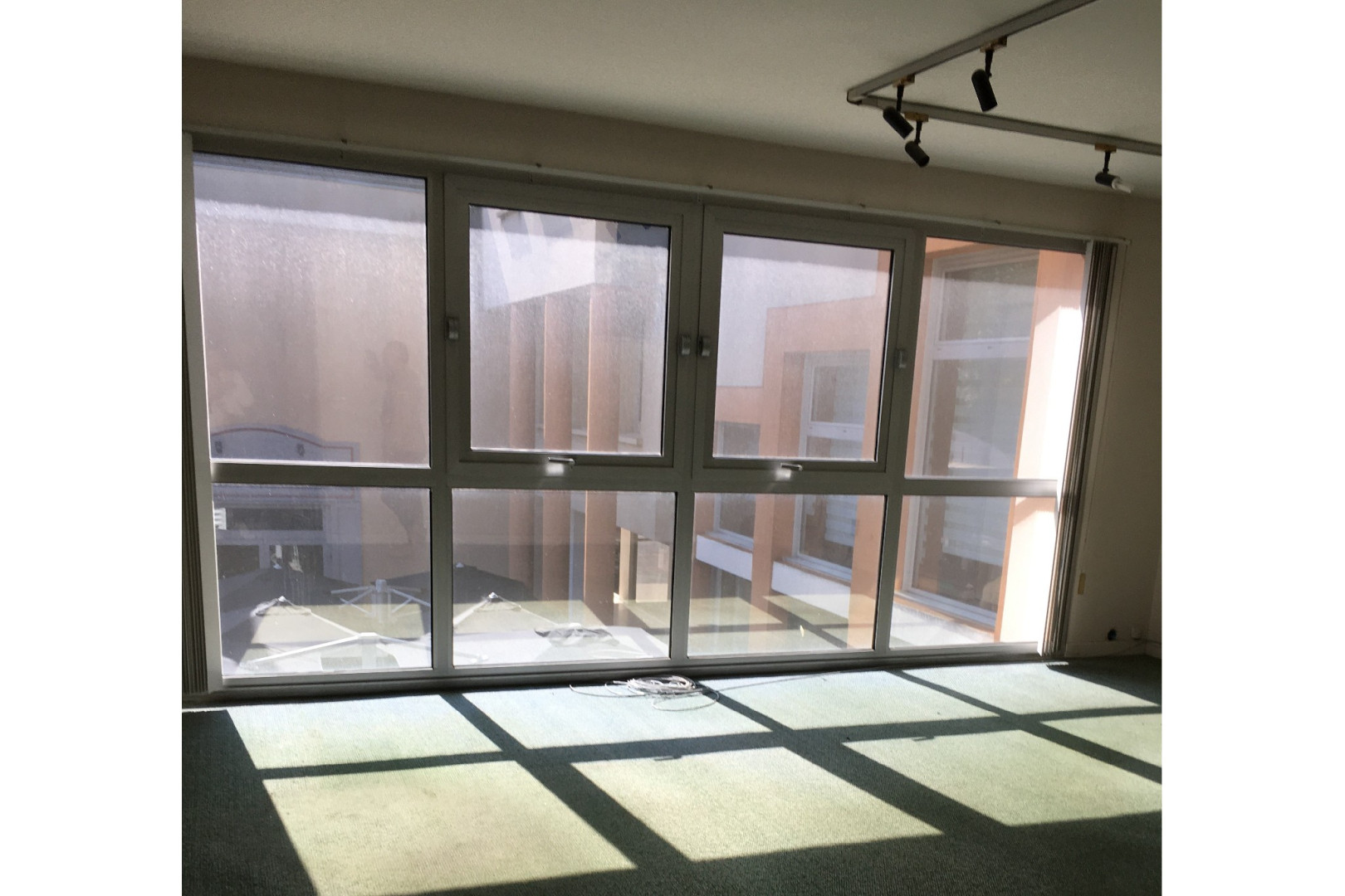 
                                                Location
                                                 À Louer – Bureau de 140 m² à Bourges – Cher (18)
