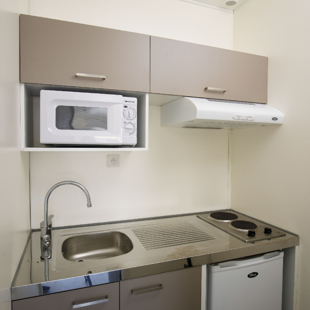 
                                                Location
                                                 À louer - Bureau de 60 m² à Gellainville- Eure-et-Loir (28)