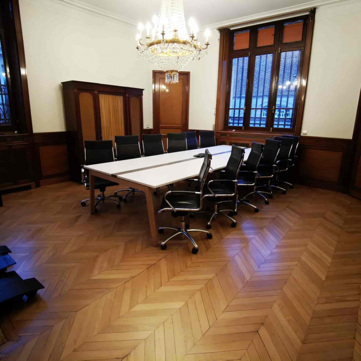 
                                                Location
                                                 À louer – Bureaux collectifs ou individuels à Evreux - Eure (27)