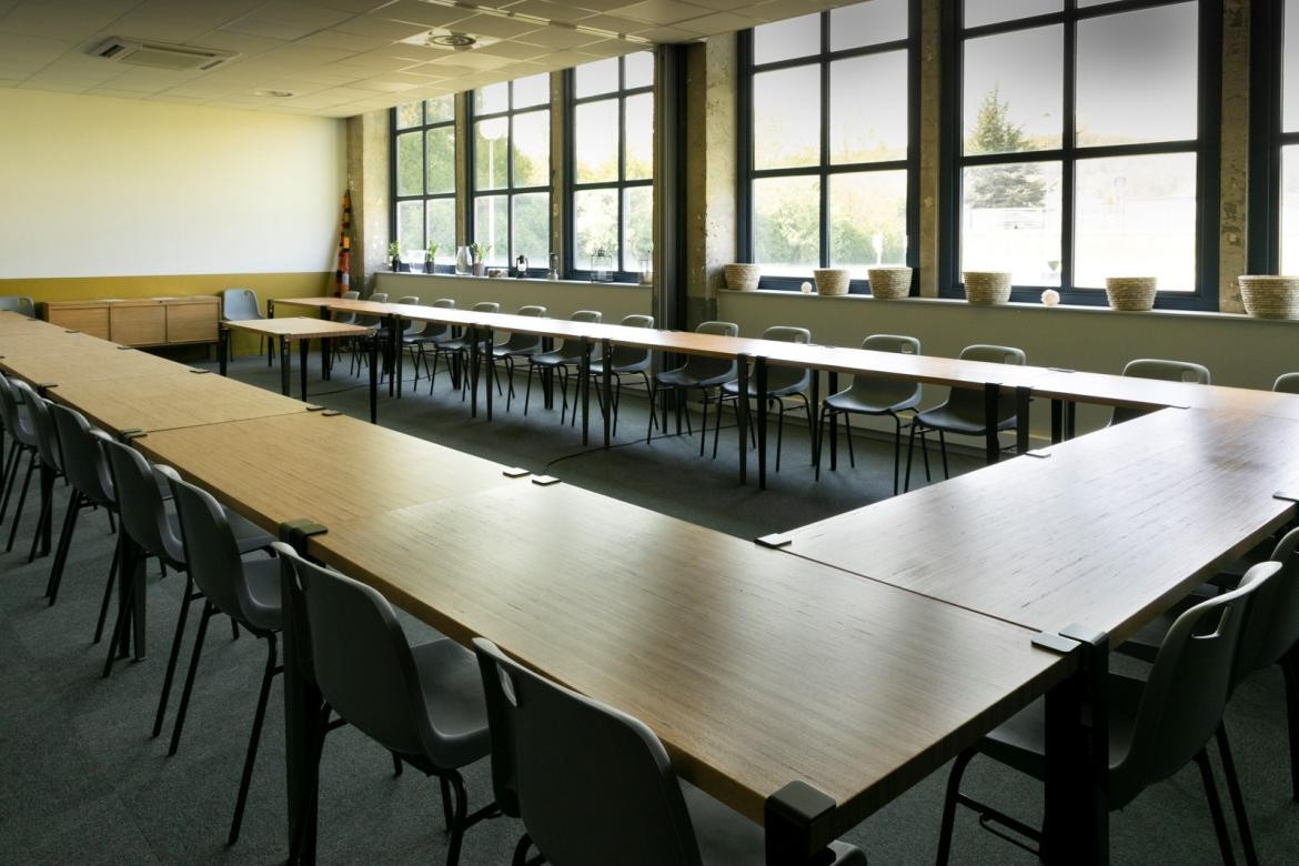 
                                                Location
                                                 À louer – Bureaux dans l'espace de Coworking La Filature à Louviers – Eure (27)