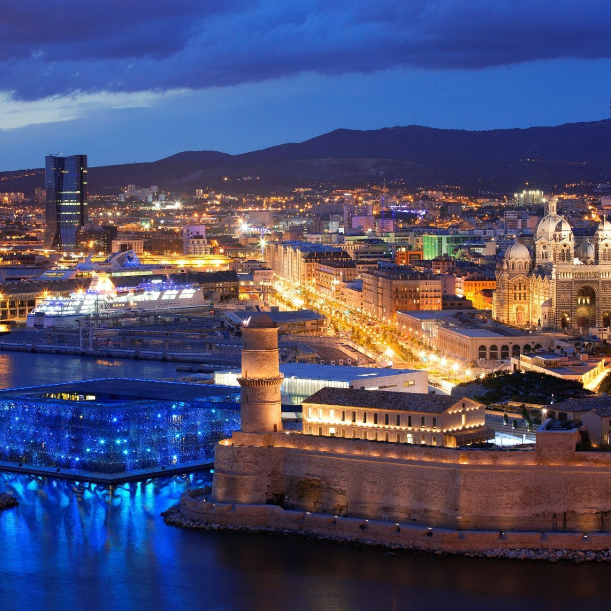 
                                                Location
                                                 À louer – Bureaux dans un espace de coworking dans le parc d'activités Euroméditerranée – 2e arrondi