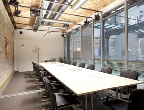 
                                                Location
                                                 À louer – Bureaux dans un espace de coworking dans le parc d'activités Euroméditerranée – 2e arrondi