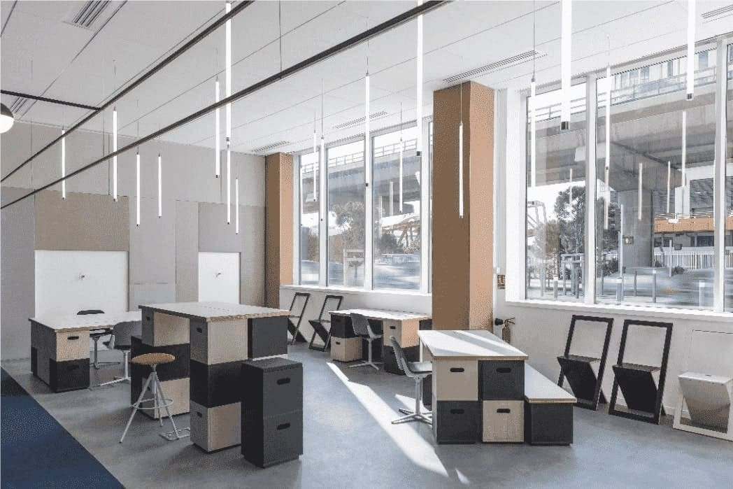 
                                                Location
                                                 À louer – Bureaux dans un espace de coworking de 2 300 m² du Quartiers Central des Affaires Euromédi