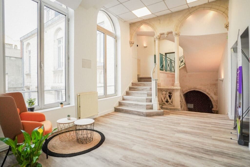 
                                                Location
                                                 À louer – Bureaux dans un espace de coworking de 650 m² à Arras - Pas-de-Calais (62)