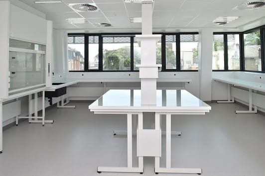 
                                                Location
                                                 À louer – Bureaux de 11 m² dédiés à la biotechnologies à Nantes – Loire Atlantique (44)