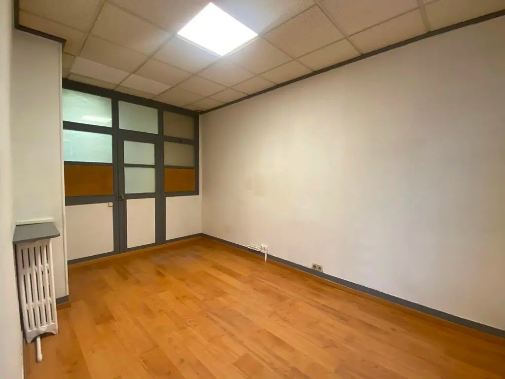 
                                                Location
                                                 À louer – Bureaux de 115 m² au Havre – Seine-Maritime (76)