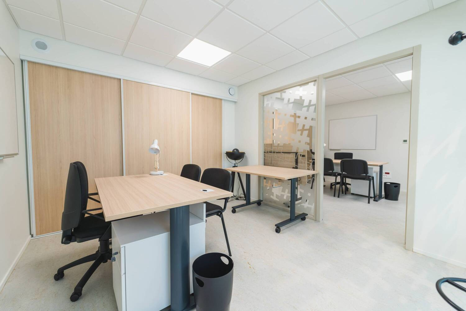 
                                                Location
                                                 À louer – Bureaux de 12 à 28 m² en hôtel d'entreprise dans le centre-ville de Poitiers – Vienne (86)