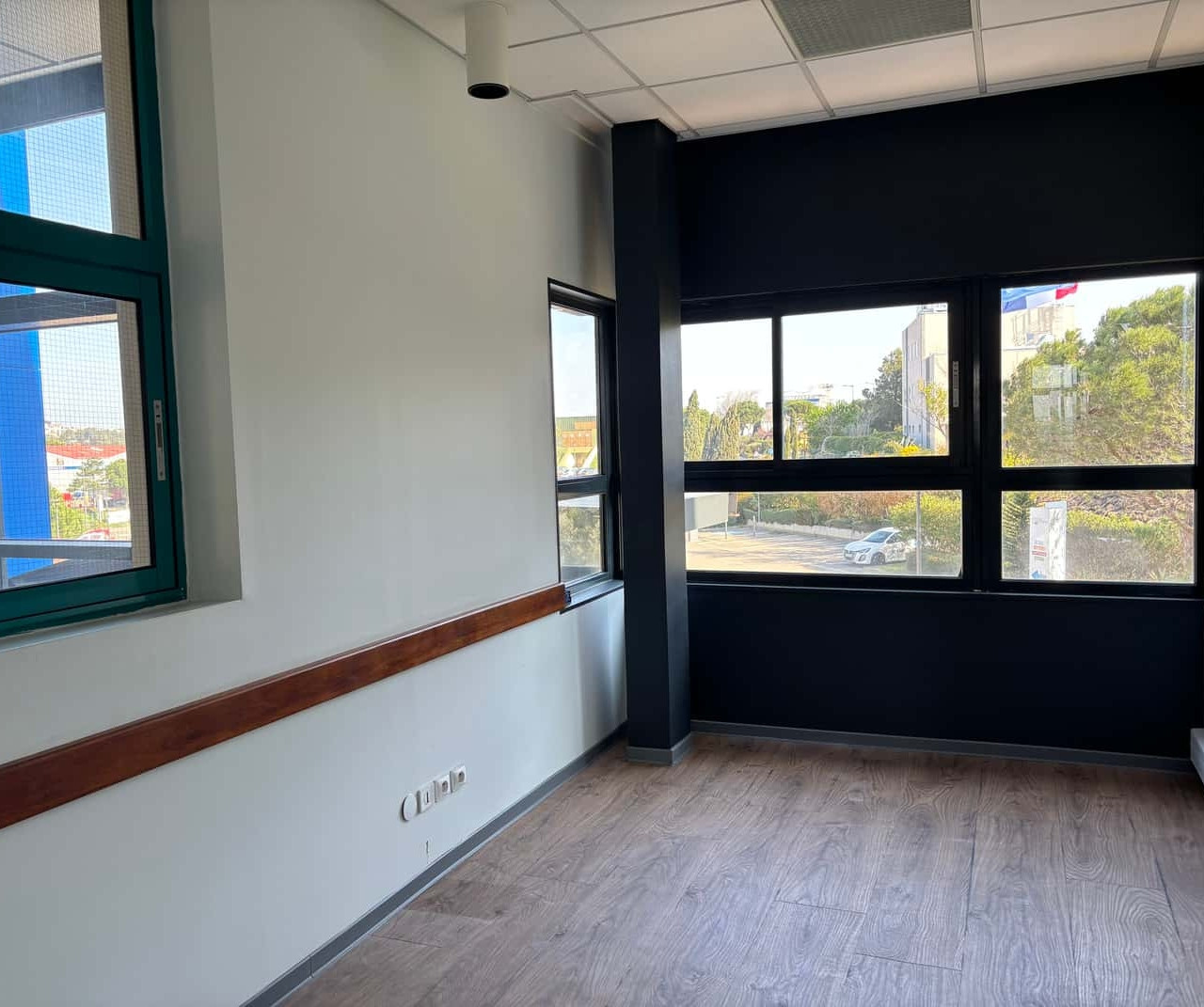 
                                                Location
                                                 À louer – Bureaux de 12 à 31 m² à Narbonne – Aude (11)