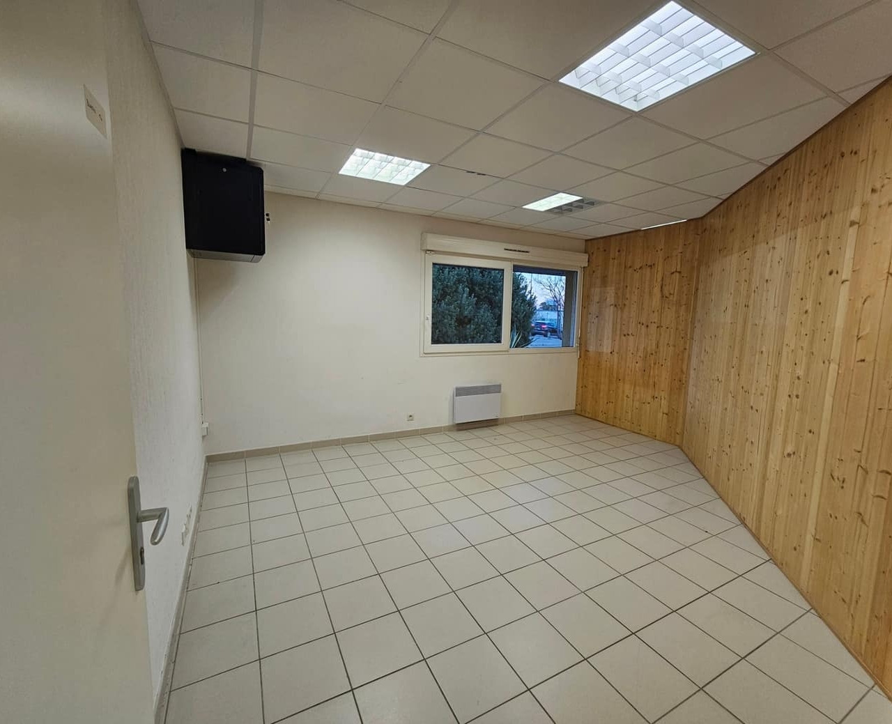 
                                                Location
                                                 À louer – Bureaux de 15 à 38 m² à Narbonne – Aude (11)