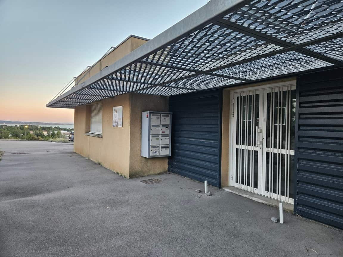 
                                                Location
                                                 À louer – Bureaux de 15 à 38 m² à Narbonne – Aude (11)