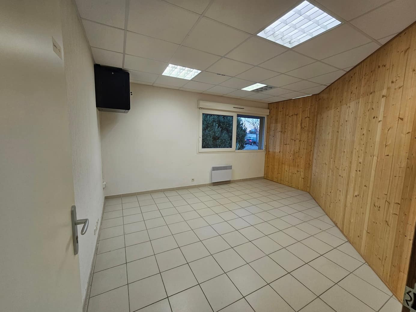 
                                                Location
                                                 À louer – Bureaux de 15 à 38 m² à Narbonne – Aude (11)