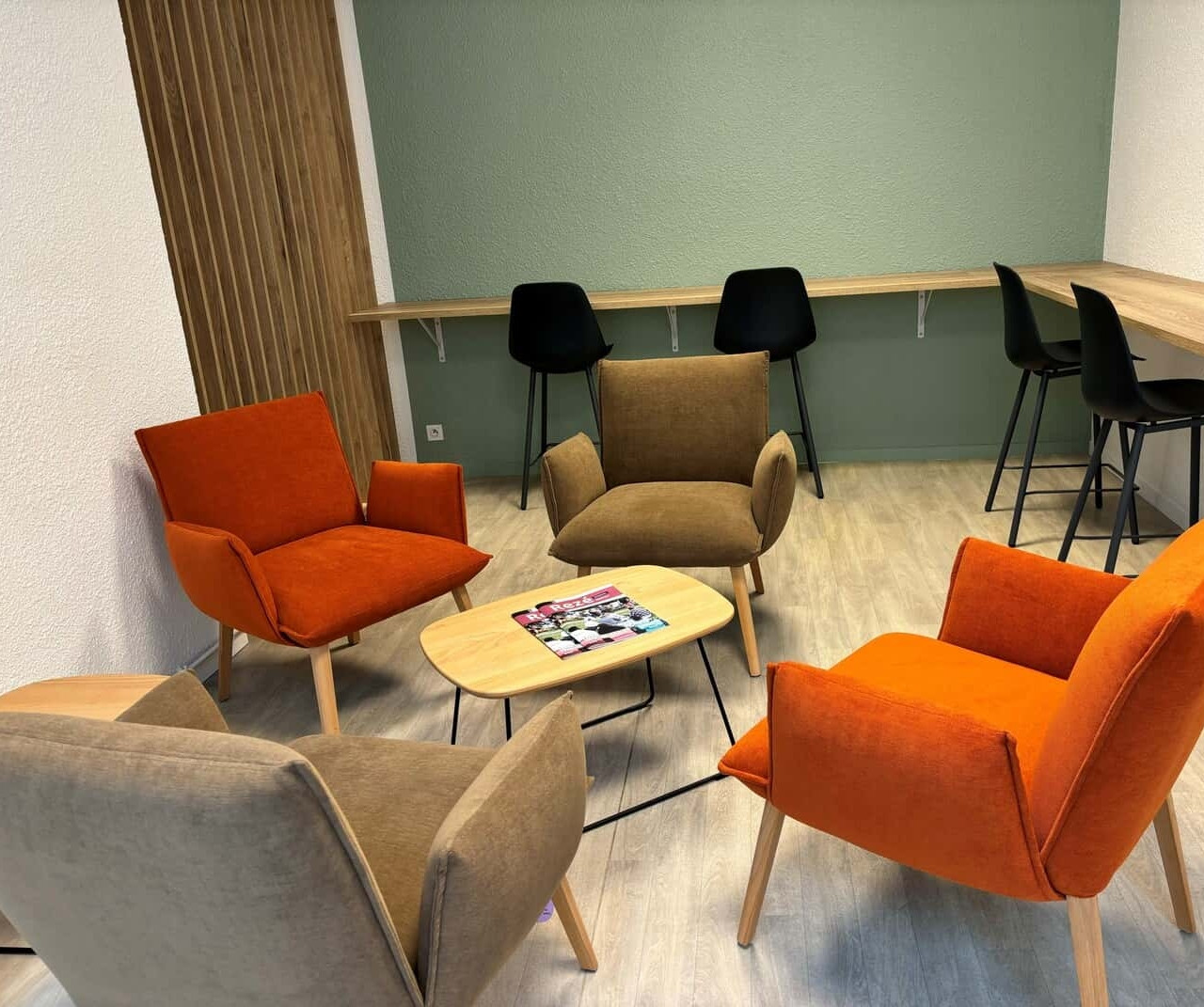 
                                                Location
                                                 À louer – Bureaux de 18 à 64 m² en pépinière et hôtel d'entreprises à proximité de Nantes – Pays de