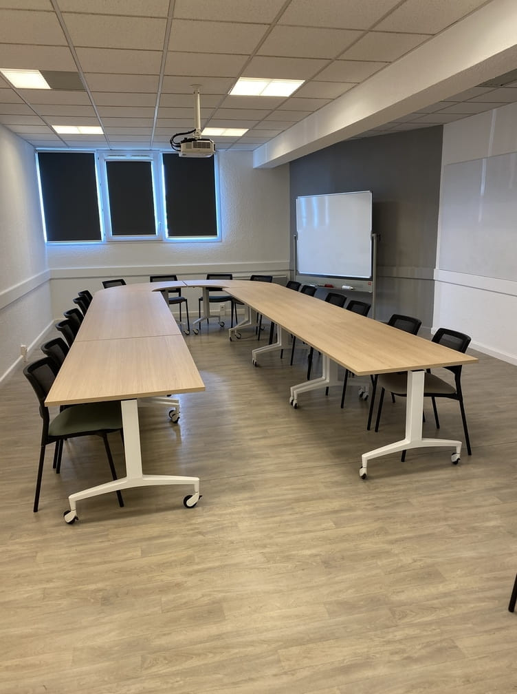 
                                                Location
                                                 À louer – Bureaux de 18 à 64 m² en pépinière et hôtel d'entreprises à proximité de Nantes – Pays de