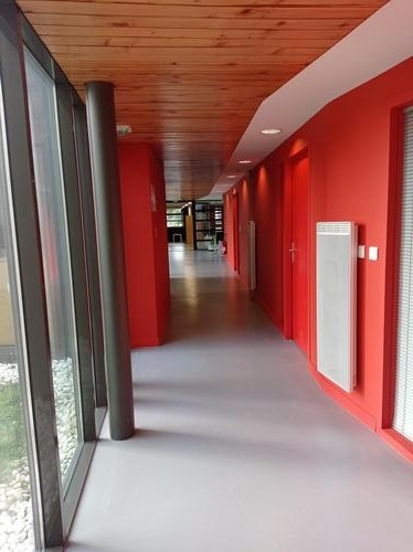 
                                                Location
                                                 À louer – Bureaux de 20 à 100 m²  et ateliers de 60 à 330 m² en hôtel d'entreprises à proximité de N