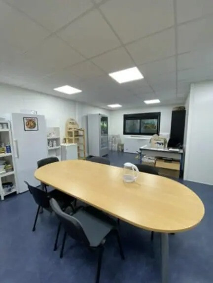 
                                                Location
                                                 À louer – Bureaux de 200 m² au nord du Havre – Seine-Maritime (76)