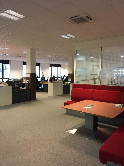 
                                                Location
                                                 À louer – Bureaux de 250 à 1 245 m² dans le centre-ville de Reims – Marne (51)