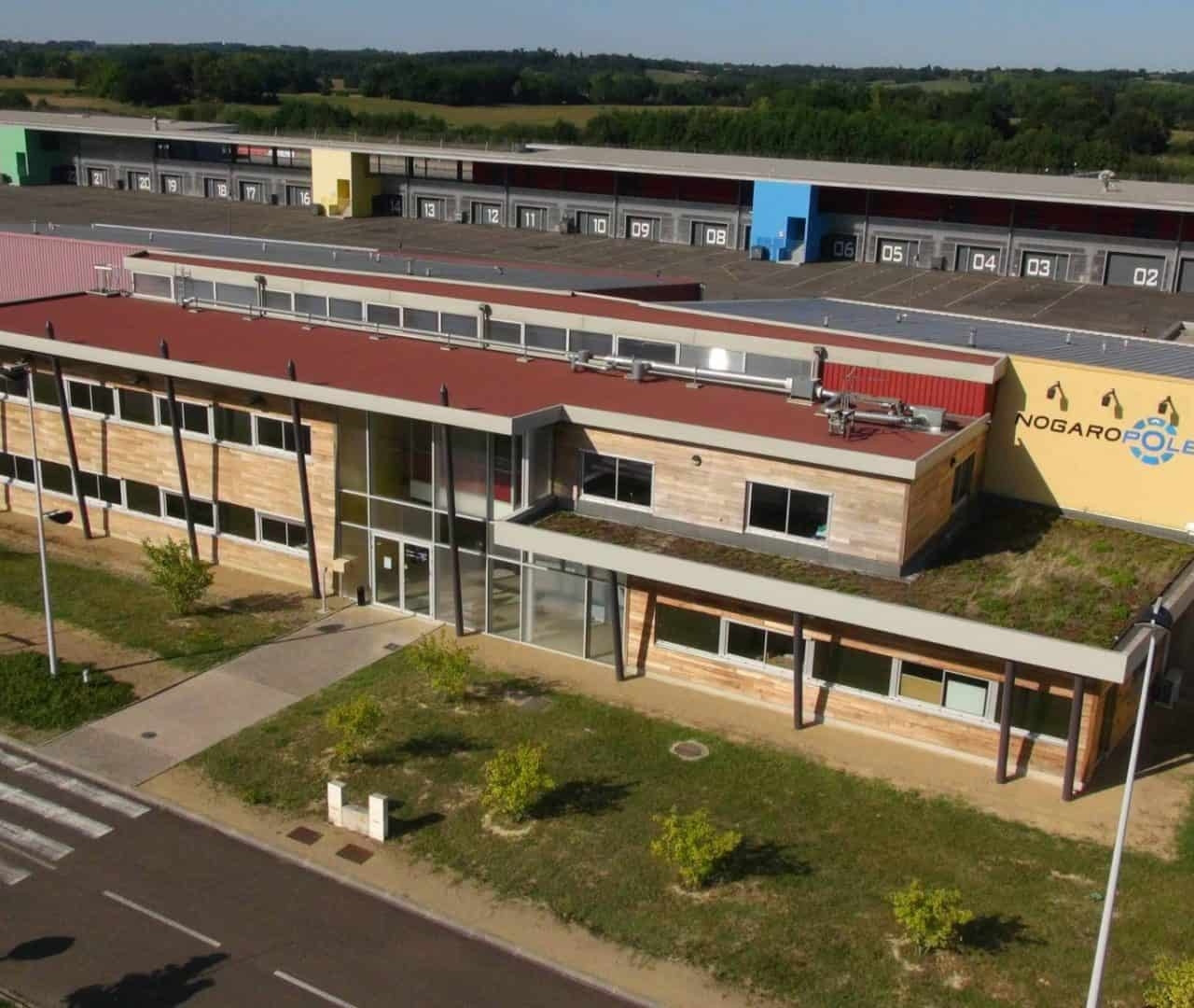 
                                                Location
                                                 À louer – Bureaux de 30 m² dans le Parc d'Activités Nogaropôle – Gers (32)