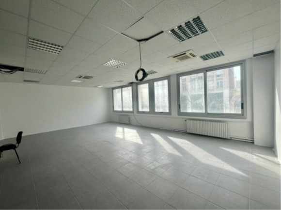 
                                                Location
                                                 À louer – Bureaux de 330 m² divisibles à partir de 110 m² dans le centre-ville du Havre – Seine-Mari