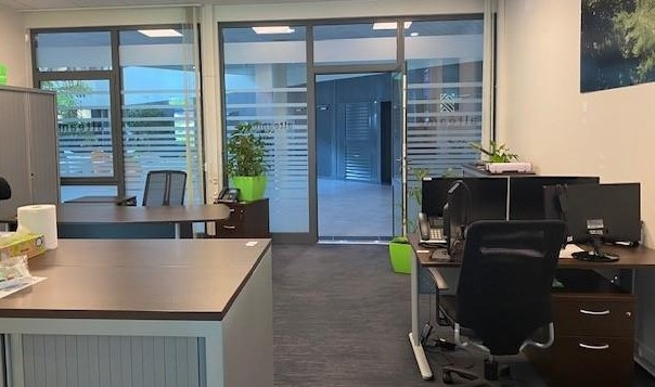 
                                                Location
                                                 À louer – Bureaux de 349 m² à Isneauville – Seine-Maritime (76)