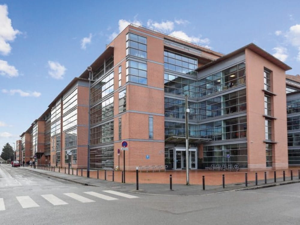 
                                                Location
                                                 À louer – Bureaux de 350 à 2 020 m² à Ivry-sur-Seine – Val-de-Marne (94)