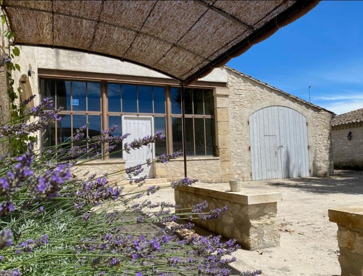 
                                                Location
                                                 À louer – Bureaux de 42 à 136 m² à L'Isle-sur-la-Sorgue – Vaucluse (84)