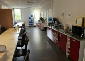 
                                                Location
                                                 À louer – Bureaux de 485 m² divisibles à partir de 242 m² à Avignon – Vaucluse (84)