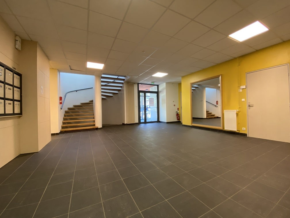 
                                                Location
                                                 À louer – Bureaux de 49 à 125 m² en hôtel d'entreprises à Nantes – Pays de la Loire (44)