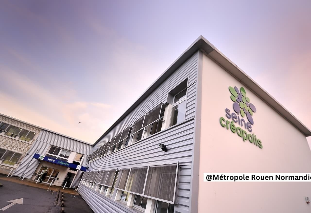 
                                                Location
                                                 À louer - Bureaux de 56 m² en pépinière-hôtel d'entreprises à Déville-lès-Rouen - Seine-Maritime (76