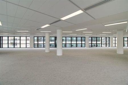 
                                                Location
                                                 À louer – Bureaux de 638 à 1 055 m² à Clichy – Hauts-de-Seine (92)