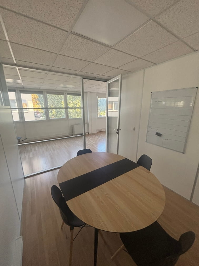 
                                                Location
                                                 À louer – Bureaux de 80 m² à Lattes – Hérault (34)
