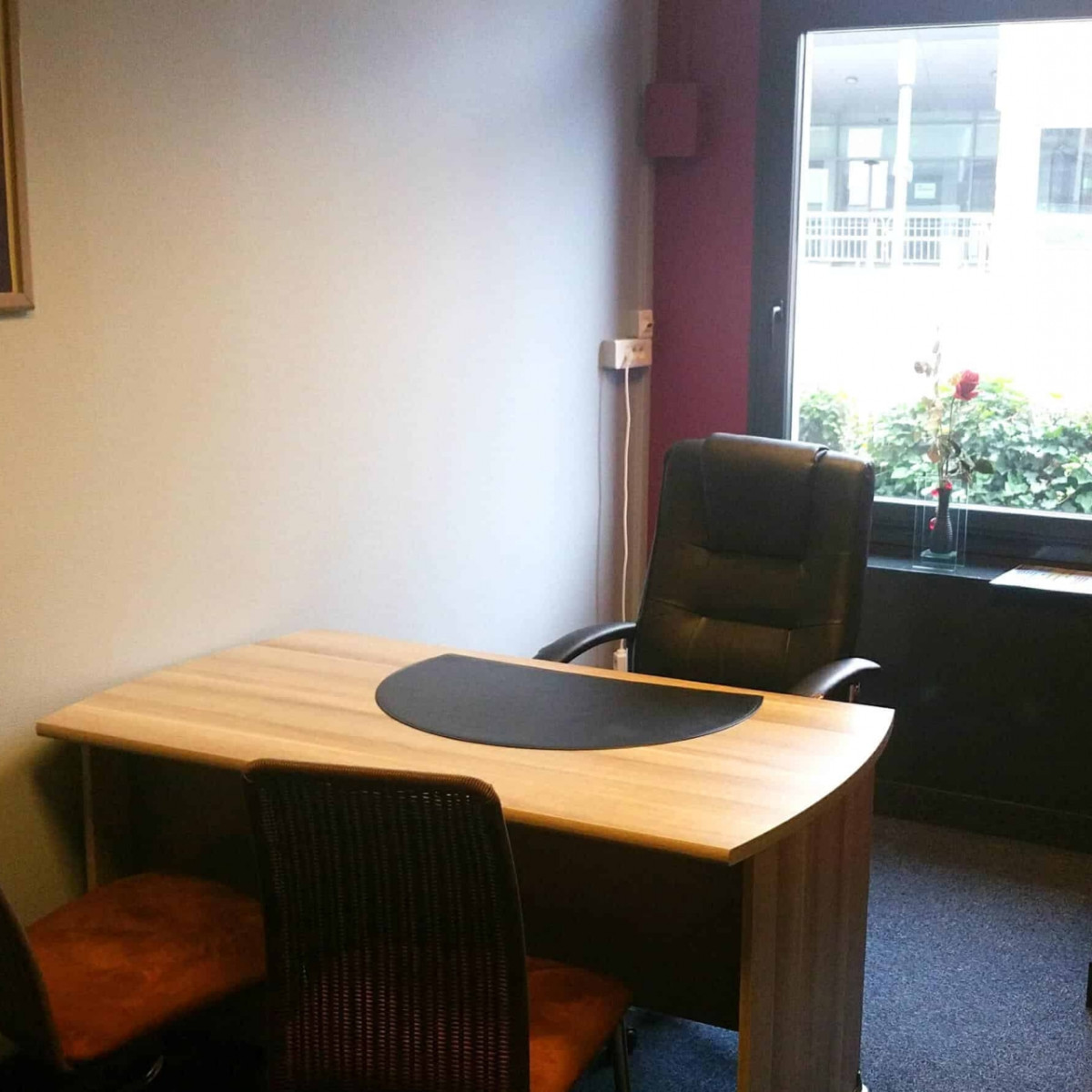 
                                                Location
                                                 À louer – Bureaux de 9 à 45 m² dans un centre d'affaire à Reims – Marne (51)