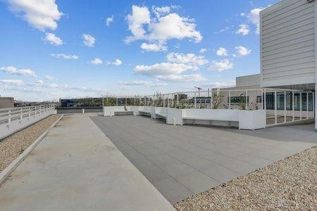 
                                                Location
                                                 À louer – Bureaux divisibles à partir de 220 m² à Clichy – Hauts-de-Seine (92)