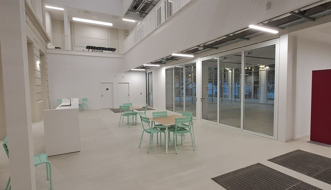 
                                                Location
                                                 À louer – Bureaux en Hôtel d'Entreprises dans le Technopôle Hub&Go à Le Creusot – Saône-et-Loire (71