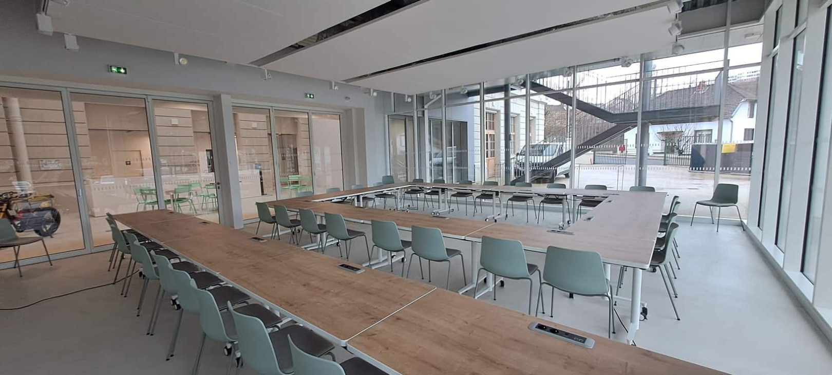 
                                                Location
                                                 À louer – Bureaux en Hôtel d'Entreprises dans le Technopôle Hub&Go à Le Creusot – Saône-et-Loire (71)
