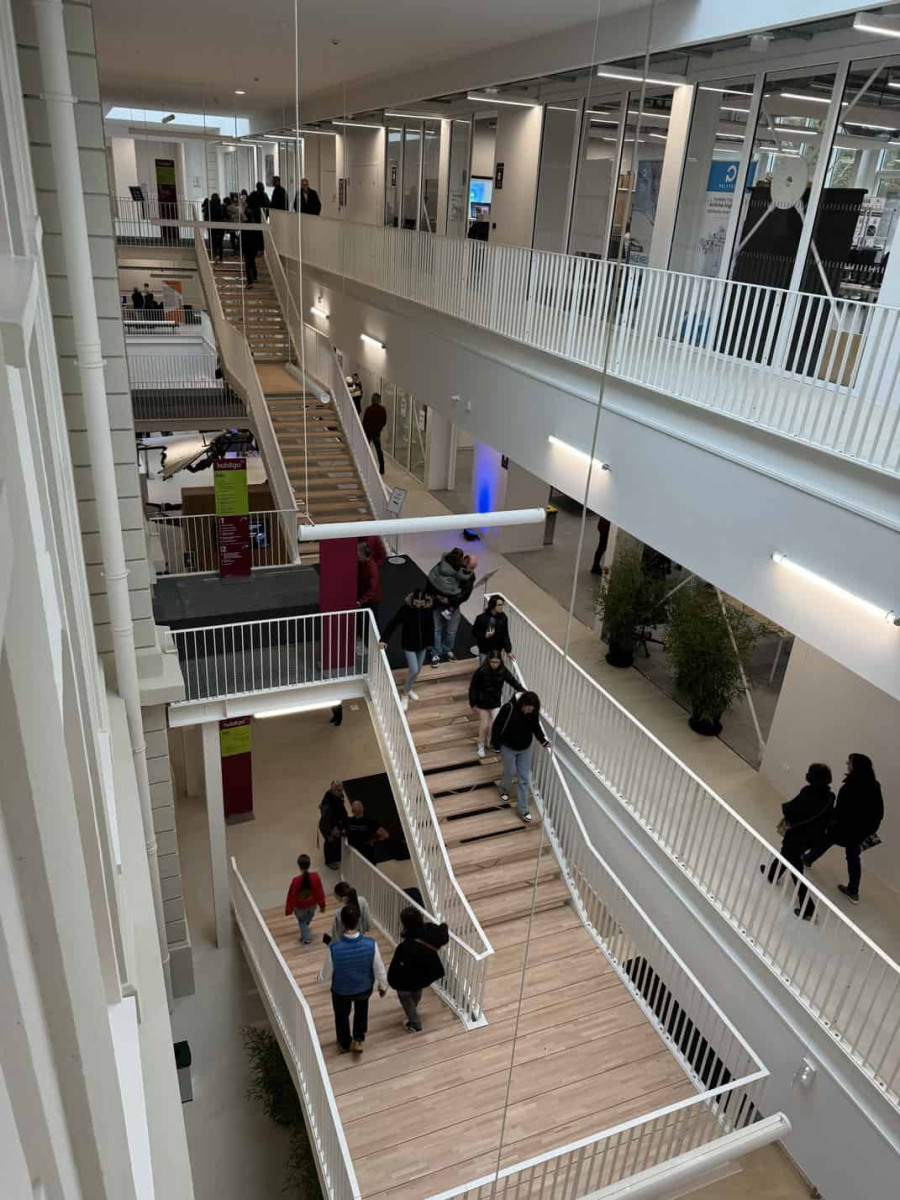 
                                                Location
                                                 À louer – Bureaux en Hôtel d'Entreprises dans le Technopôle Hub&Go à Le Creusot – Saône-et-Loire (71)