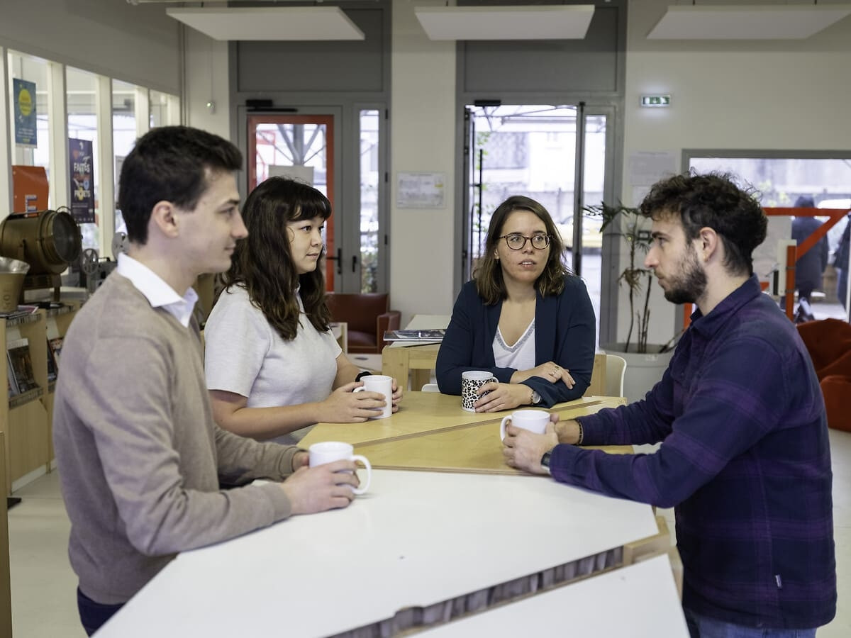 
                                                Location
                                                 À louer – Bureaux entre 12 et 25 m² dédiés au secteur de l'image, des médias et de la culture à Nant