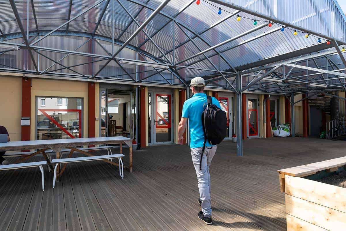 
                                                Location
                                                 À louer – Bureaux entre 12 et 25 m² dédiés au secteur de l'image, des médias et de la culture à Nant