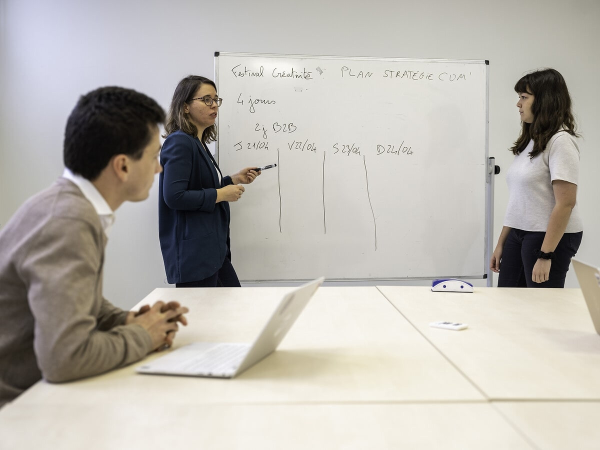
                                                Location
                                                 À louer – Bureaux entre 12 et 25 m² dédiés au secteur de l'image, des médias et de la culture à Nant