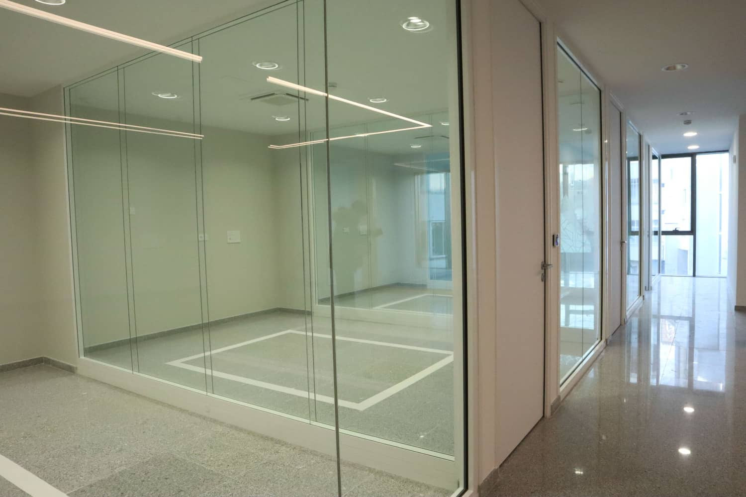 
                                                Location
                                                 À louer – Bureaux et coworking au sein d'un espace dédié aux métiers de la mode responsable à Nantes – Loire Atlantique (44)