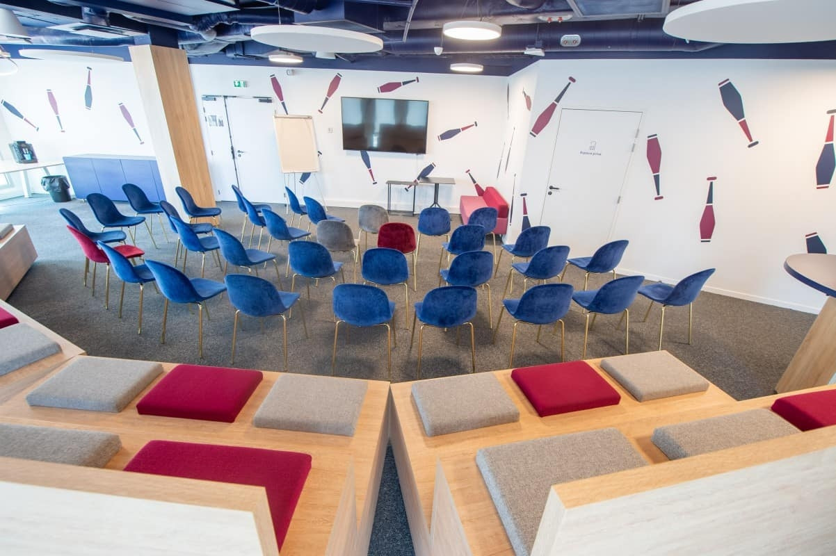 
                                                Location
                                                 À louer – Bureaux individuels ou en open space dans le quartier Euronantes à Nantes – Loire-Atlantiq