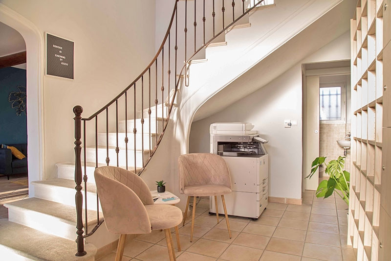 
                                                Location
                                                 À louer - bureaux non divisibles de 12 m² à L'Isle-sur-la-Sorgue à proximité d'Avignon (84)