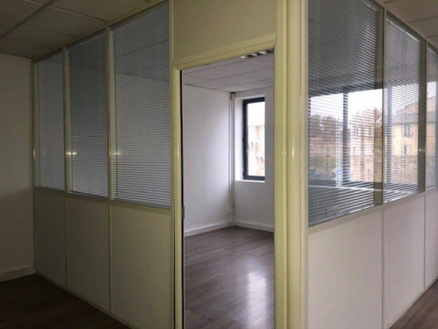 
                                                Location
                                                 À louer – bureaux non divisibles de 230 m² à Avignon